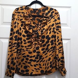 J. Crew spotted v neck ruffled front blouse size small snag flaw CARAMEL BLACK